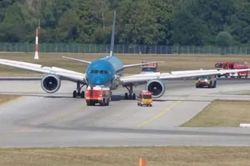 Máy bay Vietnam Airlines từ Đức về Hà Nội phải quay đầu