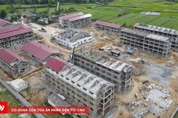 Chạy đua với thời gian dựng mái trường nơi biên viễn