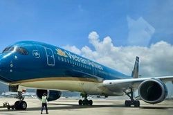 Vừa cất cánh, máy bay Vietnam Airlines chở 287 người phát cảnh báo bất thường