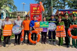 Thêm 'lá chắn' phòng đuối nước tại các bãi biển ở Lâm Đồng