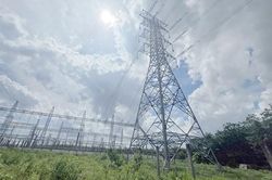 Đóng điện 2 mạch đường dây 220kV Chơn Thành – Bến Cát