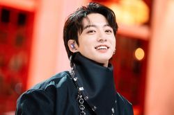 Jungkook (BTS) bức xúc khi fan cuồng xuất hiện tại phòng gym lúc 2 giờ sáng