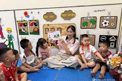Cô giáo mầm non tâm huyết với nghề