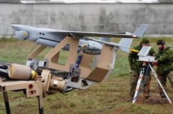 Canada đẩy mạnh phát triển UAV và robot quân sự, chuẩn bị cho tác chiến hiện đại