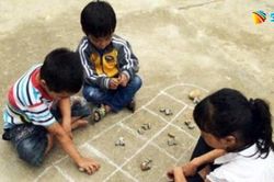 Khi những viên sỏi thành ký ức