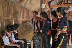 Báu vật trống cổ Jrai