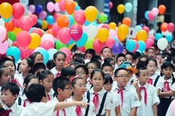 Bộ Giáo dục và Đào tạo chốt khung năm học mới: Khai giảng ngày 5-9, lớp 1, 9 và 12 tựu trường sớm 2 tuần