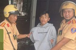 Khống chế đối tượng tàng trữ ma túy, chống trả CSGT