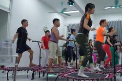 Vì sao Trampoline "gây nghiện" với người chơi?