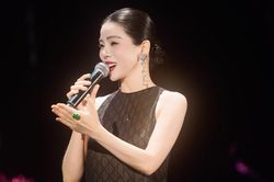 Lệ Quyên nói gì khi hát 2 'bài tủ' của Thanh Lam trong đêm nhạc Thanh Tùng?