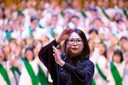 Chỉ huy hợp xướng Nguyễn Hải Yến: Mang 'lời gió hát' đến những miền đất mới