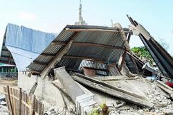 Động đất Indonesia: 51 người chết, hàng nghìn người chưa thể về nhà