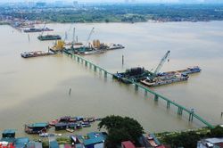Hà Nội: Điều chỉnh giao thông hàng loạt tuyến đường phục vụ thi công cầu Trần Hưng Đạo đến cuối năm 2026