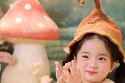 Lisa - con gái Khánh Thi: 'Sản phẩm' hay hờn dỗi của gia đình