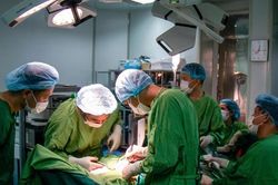 Ung thư không chờ đến khi cơ thể lên tiếng, bác sĩ khuyến cáo tầm soát sớm