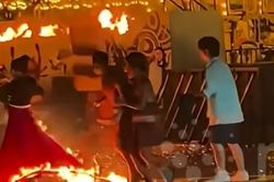 Nữ vũ công bất ngờ gặp sự cố với màn múa lửa khiến khán giả hoảng hốt