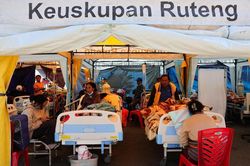 Indonesia nỗ lực tìm kiếm nạn nhân sau trận động đất