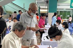 TPHCM: Gần 2,6 triệu người được kh&aacute;m sức khỏe