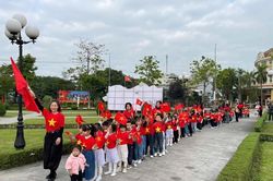 Học sinh Tuyên Quang khai giảng năm học mới vào ngày 5.9