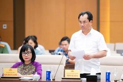 Cắt giảm, phân quyền thủ tục hành chính không đồng nghĩa buông lỏng quản lý