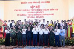 Tổng Bí thư, Chủ tịch nước Tô Lâm dự gặp mặt Ngày truyền thống Công an nhân dân và ngành Ngoại giao