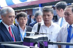 Phát triển kinh tế không gian tầm thấp