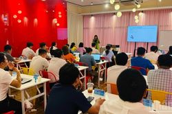 Thành phố Hồ Chí Minh tiếp tục triển khai các lớp tập huấn chuyển đổi số cho cán bộ Mặt trận