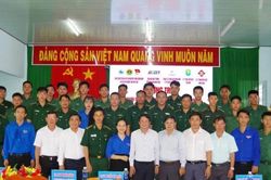 Vĩnh Long ra quân Chiến dịch tình nguyện 'Hành quân xanh' năm 2026