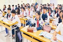 X&acirc;y dựng lộ tr&igrave;nh miễn ph&iacute; s&aacute;ch gi&aacute;o khoa