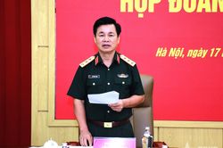 Thượng tướng Đỗ Xuân Tụng chủ trì họp Đoàn kiểm tra số 829 của Ban Thường vụ Quân ủy Trung ương