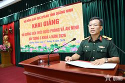Bồi dưỡng kiến thức quốc phòng và an ninh cho cán bộ đối tượng 3 tại Quảng Ninh