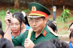 Đoàn Thanh niên một số địa phương ký kết chương trình chăm lo cho thiếu nhi dân tộc thiểu số