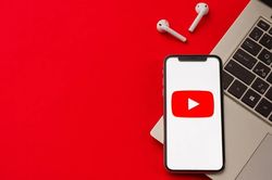 YouTube siết điều kiện kiếm tiền, Shorts sẽ khó hơn từ 2027