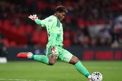 PSG rút lui khỏi thương vụ 35 triệu bảng