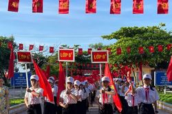 Học sinh Quảng Trị tựu trường sớm 2 tuần trước ngày khai giảng