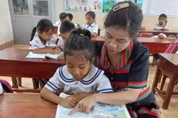 Tăng cường tiếng Việt, tạo nền tảng cho trẻ dân tộc thiểu số