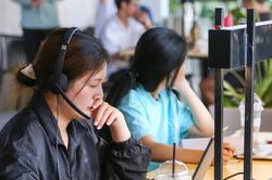 Người trẻ rời văn phòng để 'đổi gió'