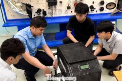 Sinh viên Đà Nẵng sáng tạo robot, AI vì cộng đồng