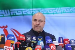 Iran tuyên bố chiến thắng trong cuộc đối đầu với Mỹ và Israel