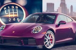 Porsche bất ngờ hồi sinh hộp số sàn trên siêu xe 911 Carrera S