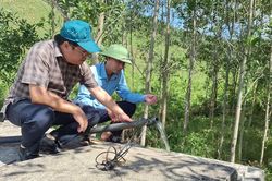 Quảng Trị: Nguồn nước vùng cao cạn kiệt, công trình nước sinh hoạt tự chảy mất tác dụng
