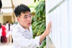 Nhiều trường nhận hồ sơ từ 15 điểm vẫn khó tuyển đủ sinh viên, vì sao?