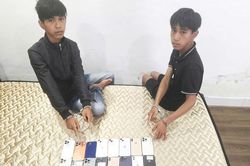 Bắt anh em sinh đôi 17 tuổi trộm 27 iPhone ở Đà Nẵng