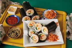 Nguyên liệu tăng cao, đẩy giá gimbap tăng nhanh nhất tại Hàn Quốc