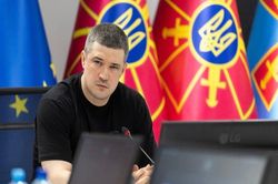 Cựu Bộ trưởng Quốc phòng Ukraine tiết lộ thời điểm tên lửa đạn đạo nội địa 'ra trận'