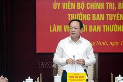 Trưởng Ban Tuyên giáo Trung ương Trịnh Văn Quyết: Quảng Ninh phát triển nhanh, bền vững, trở thành hình mẫu toàn diện