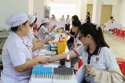 TP Hồ Chí Minh tăng tốc khám sức khỏe cho học sinh và người lao động