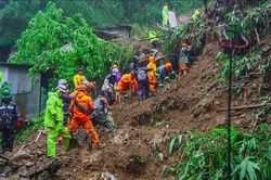 Philippines: Tạm ngừng việc học trực tiếp do mưa lũ
