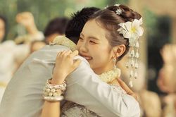Xôn xao nữ danh hài tặng nửa tỷ đồng cho 'đám cưới' Phương Mỹ Chi