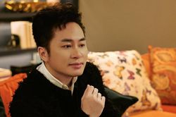 Ca sĩ Tùng Dương 'ấn định' ngày vui ở tuổi 43